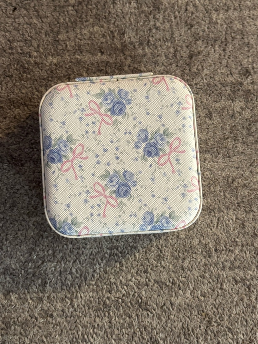 Floral Blue Rose Travel Jewelry Case with Pink Bows